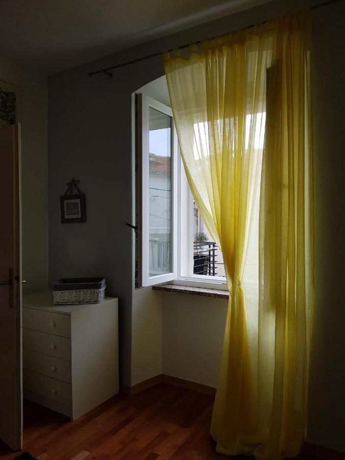 Apartment And Room Marija Крк Екстер'єр фото