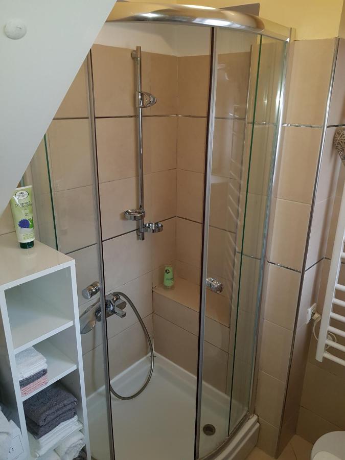 Apartment And Room Marija Крк Екстер'єр фото