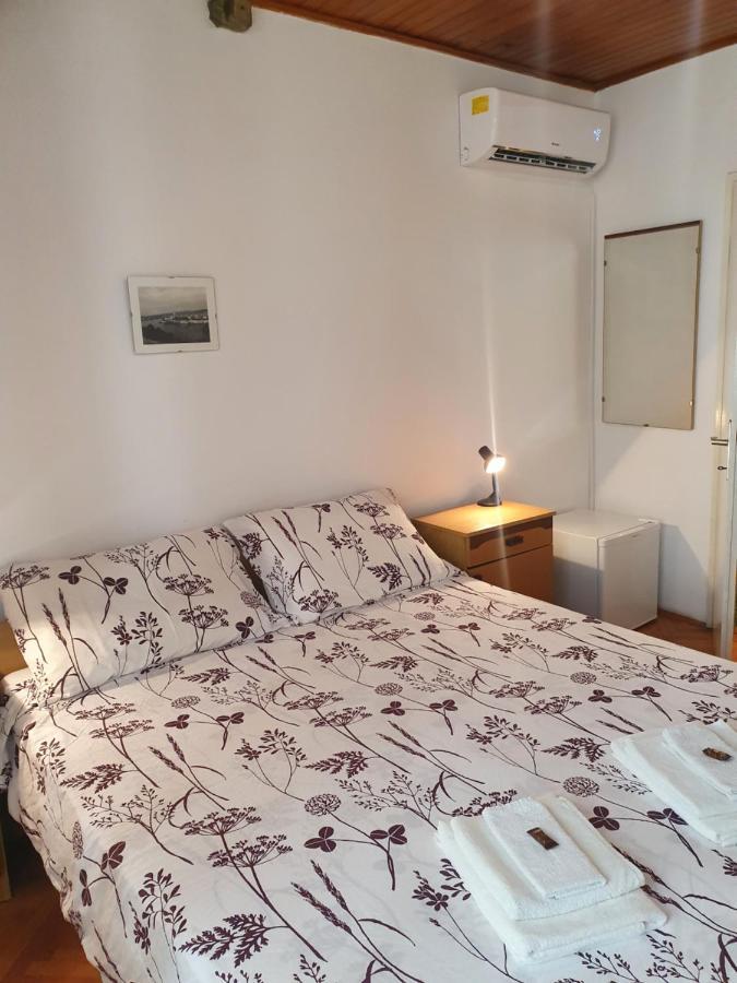 Apartment And Room Marija Крк Екстер'єр фото